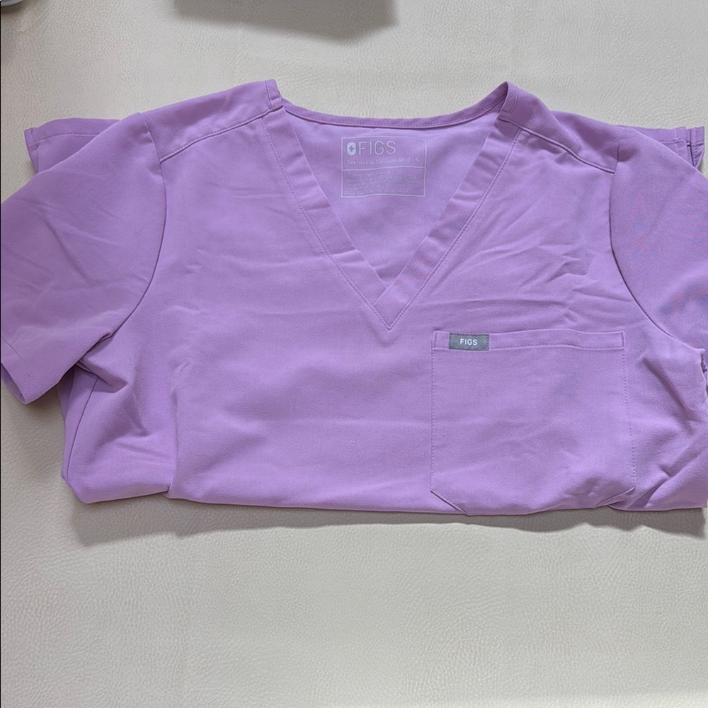 Figs one pocket scrub top